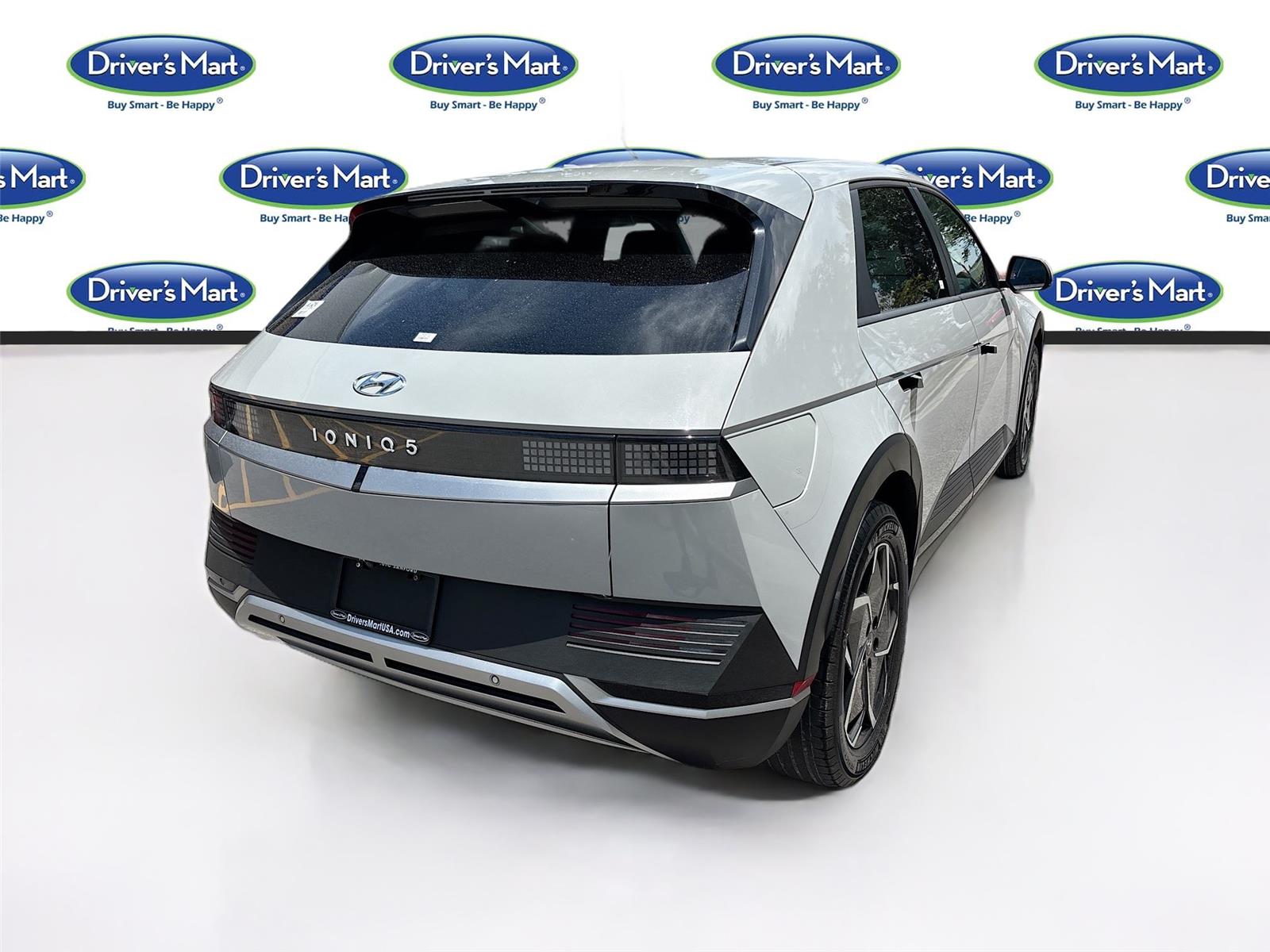 2024 Hyundai IONIQ 5 SE