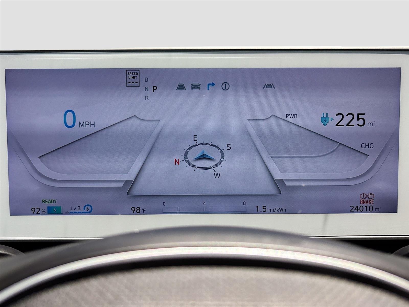 2024 Hyundai IONIQ 5 SE