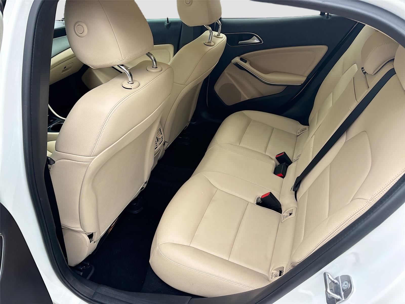 2018 MERCEDES-BEN GLA250