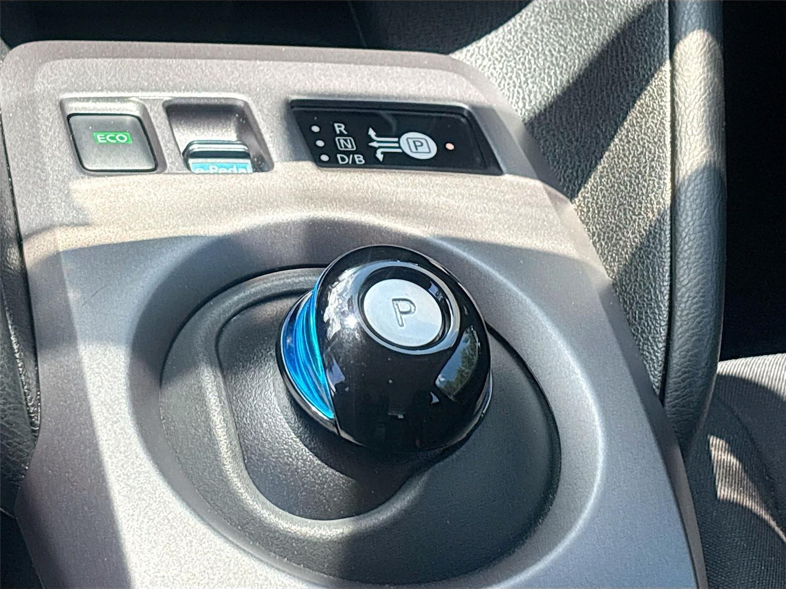 2023 Nissan LEAF S