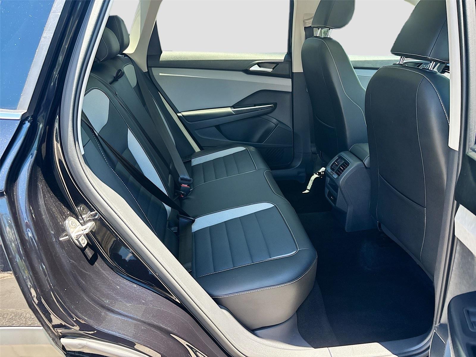 2023 Volkswagen Taos SEL