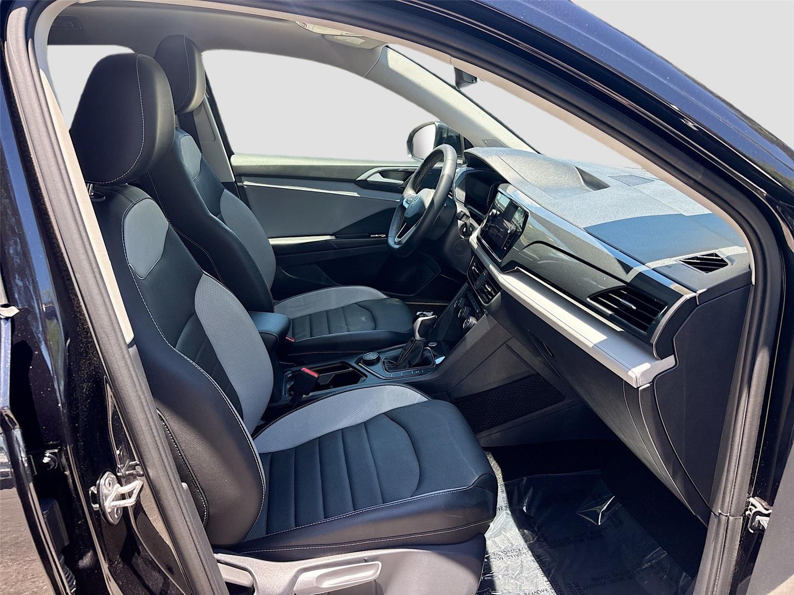 2023 Volkswagen Taos SEL