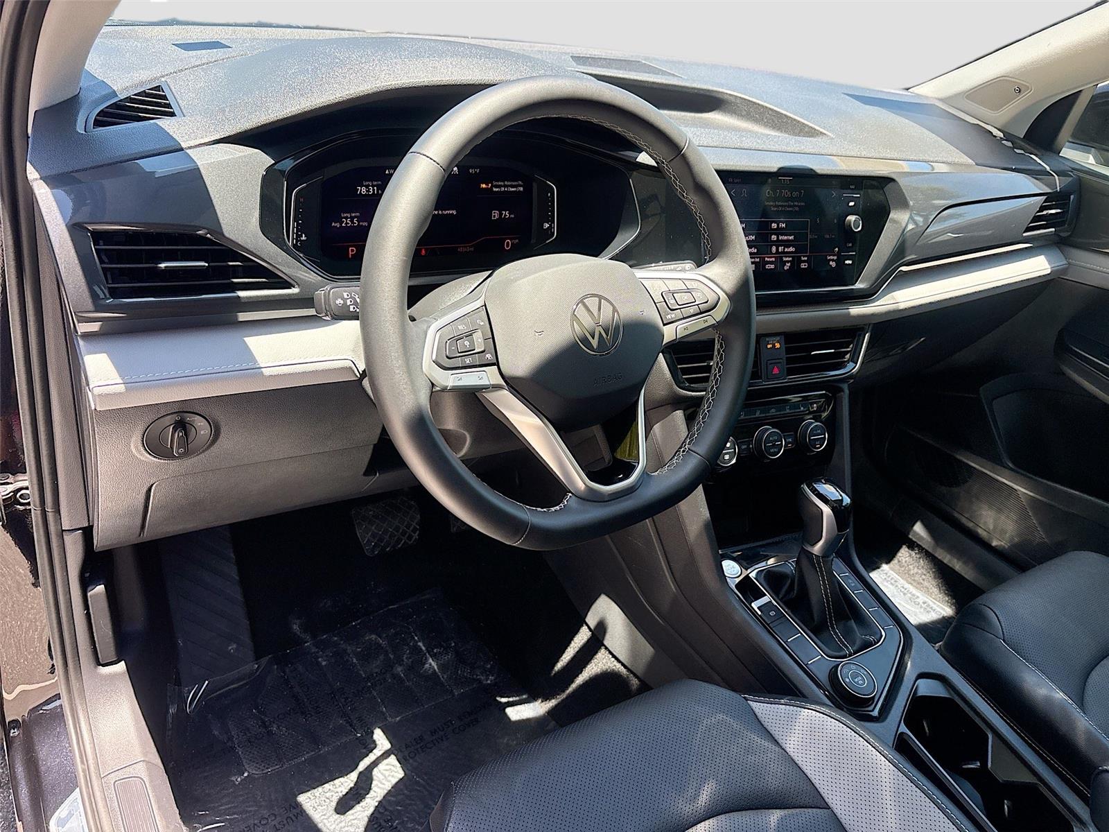 2023 Volkswagen Taos SEL
