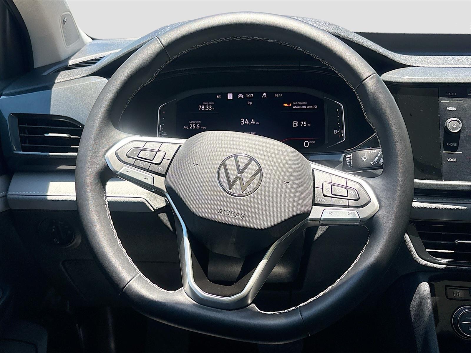 2023 Volkswagen Taos SEL