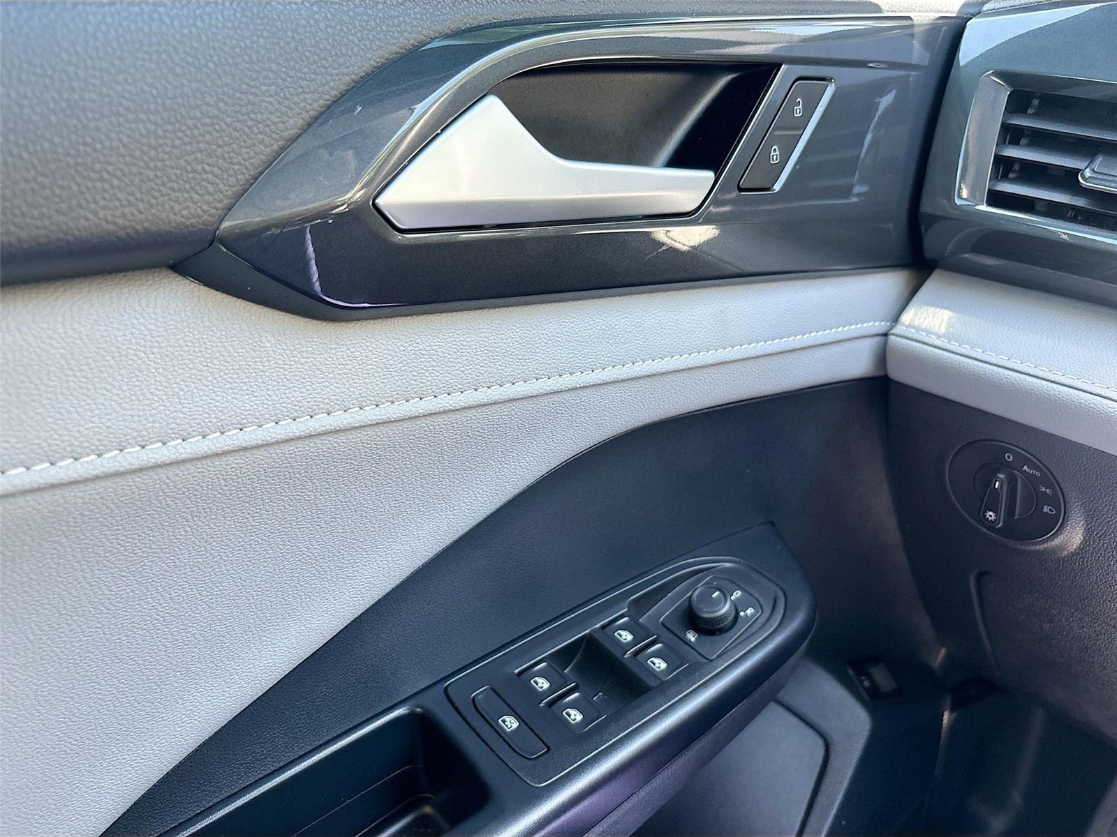 2023 Volkswagen Taos SEL