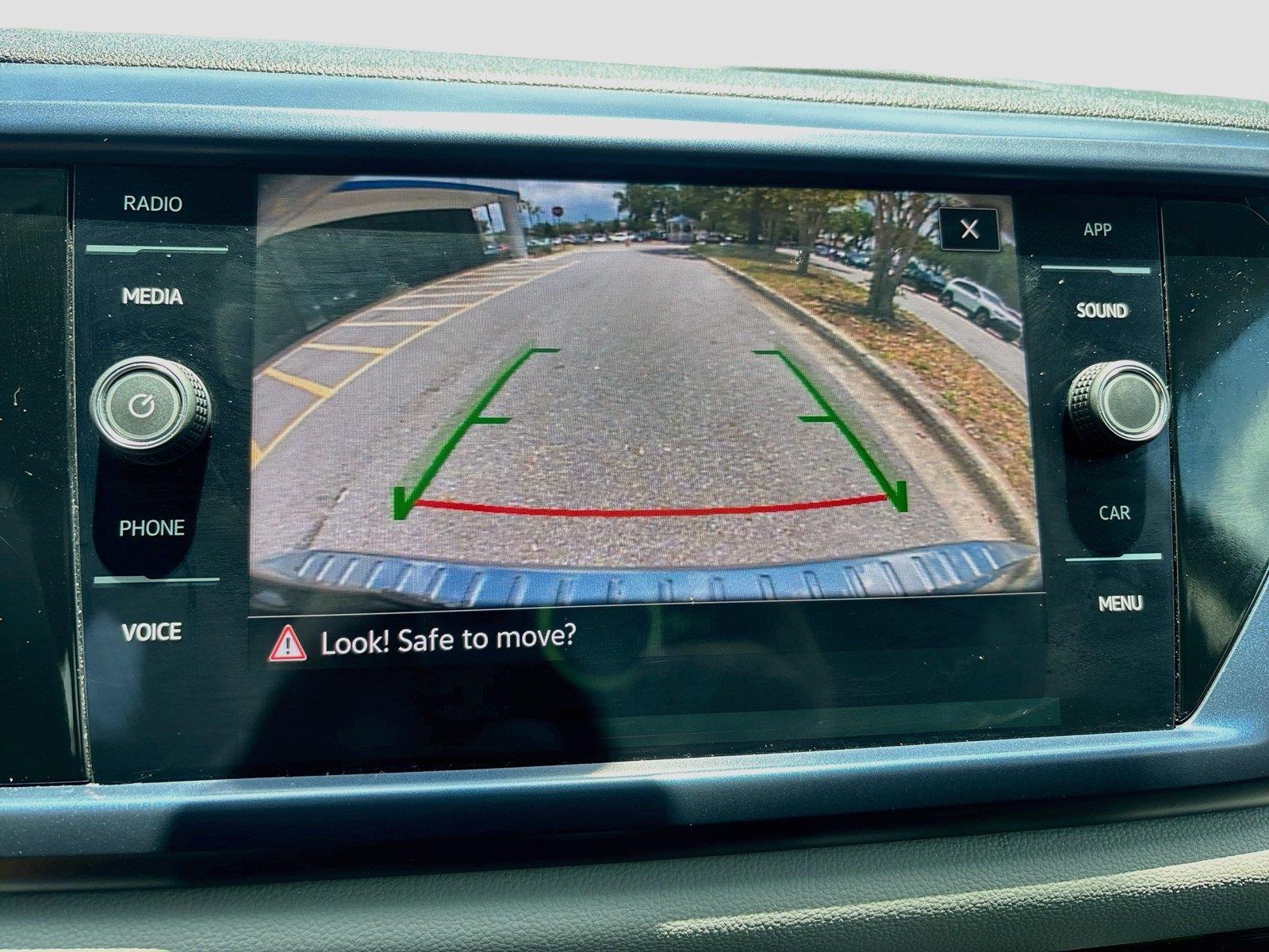 2023 Volkswagen Taos SE
