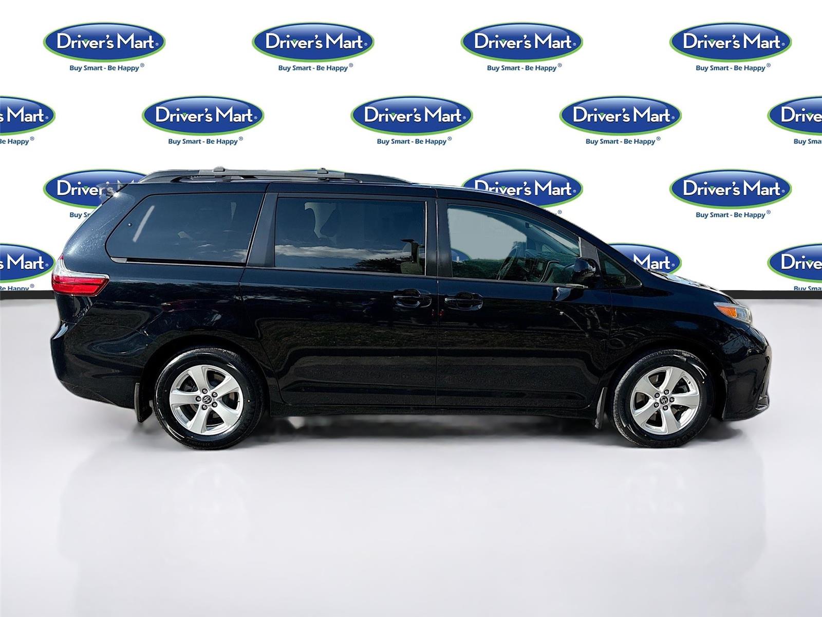 2020 Toyota Sienna LE