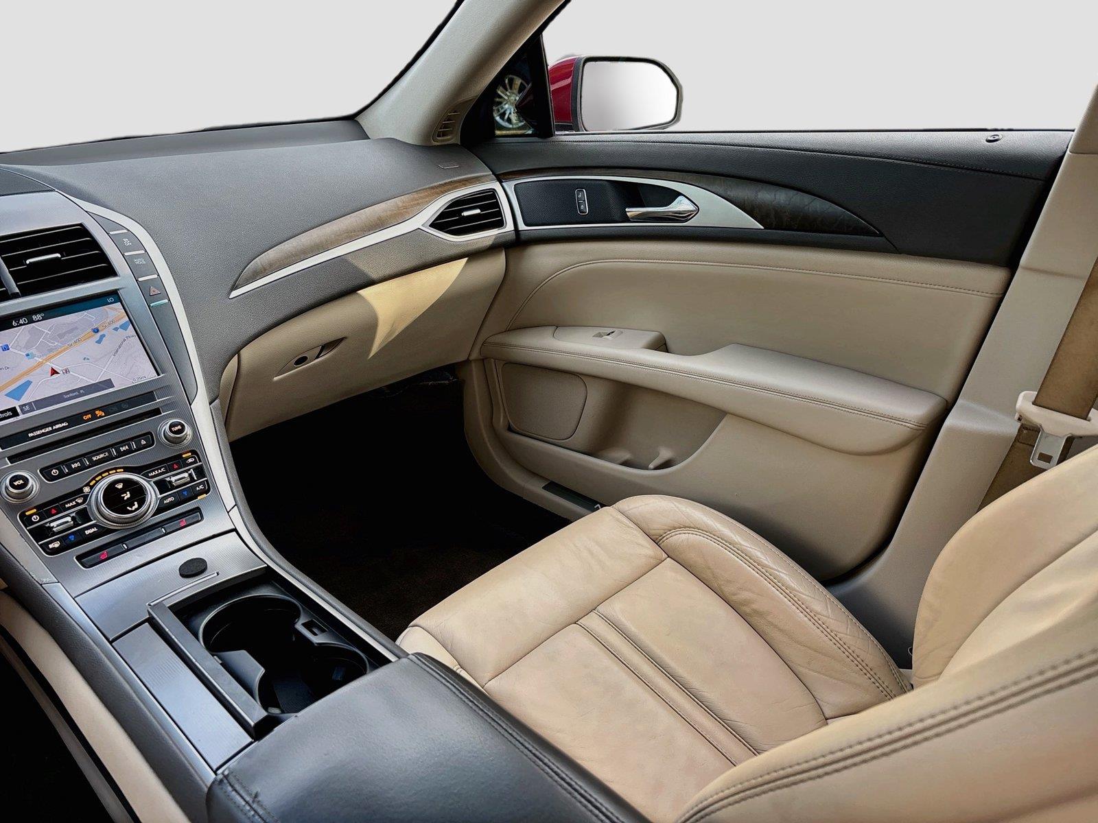 2017 Lincoln MKZ Select
