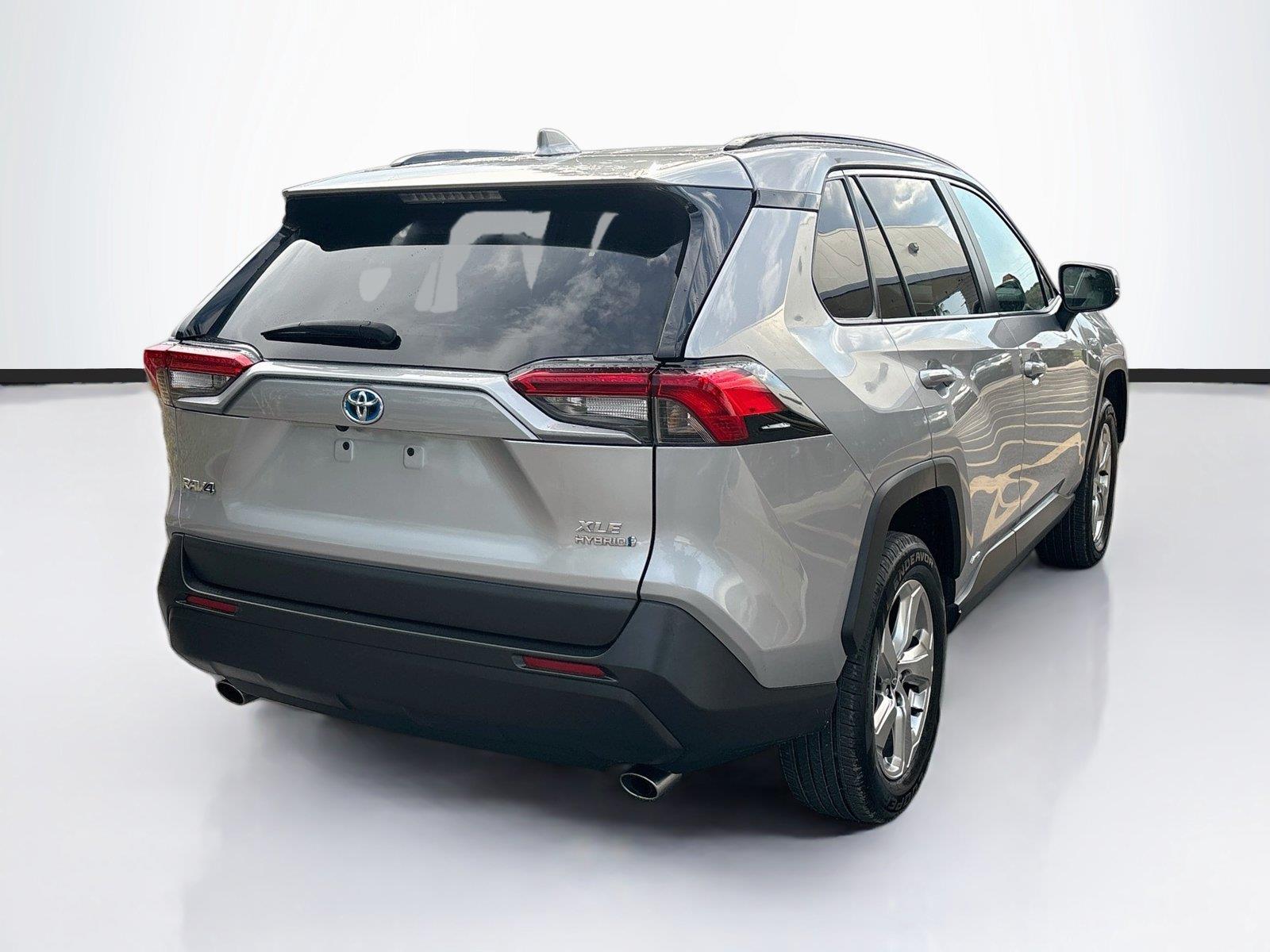 2021 Toyota RAV4 Hybrid XLE Premium