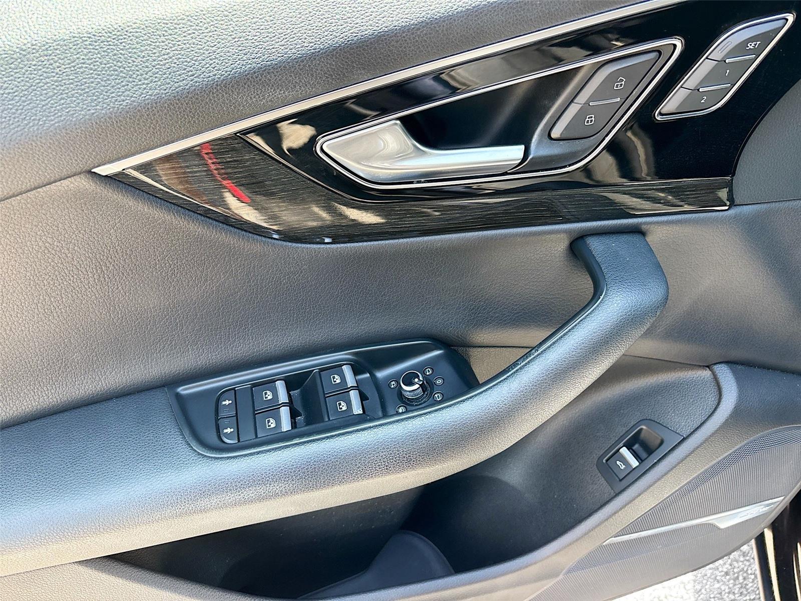 2019 Audi Q7 Premium Plus