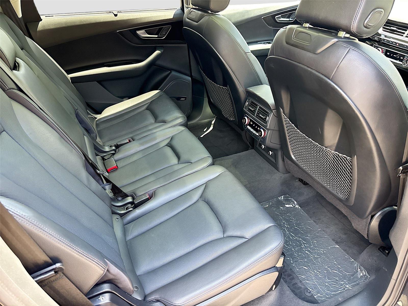 2019 Audi Q7 Premium Plus