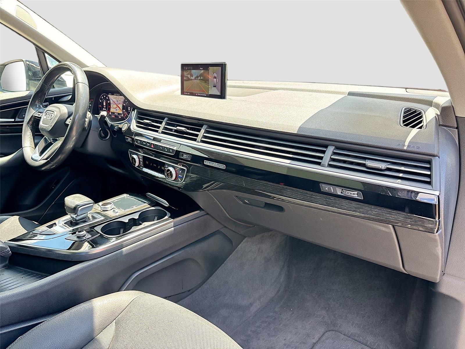 2019 Audi Q7 Premium Plus