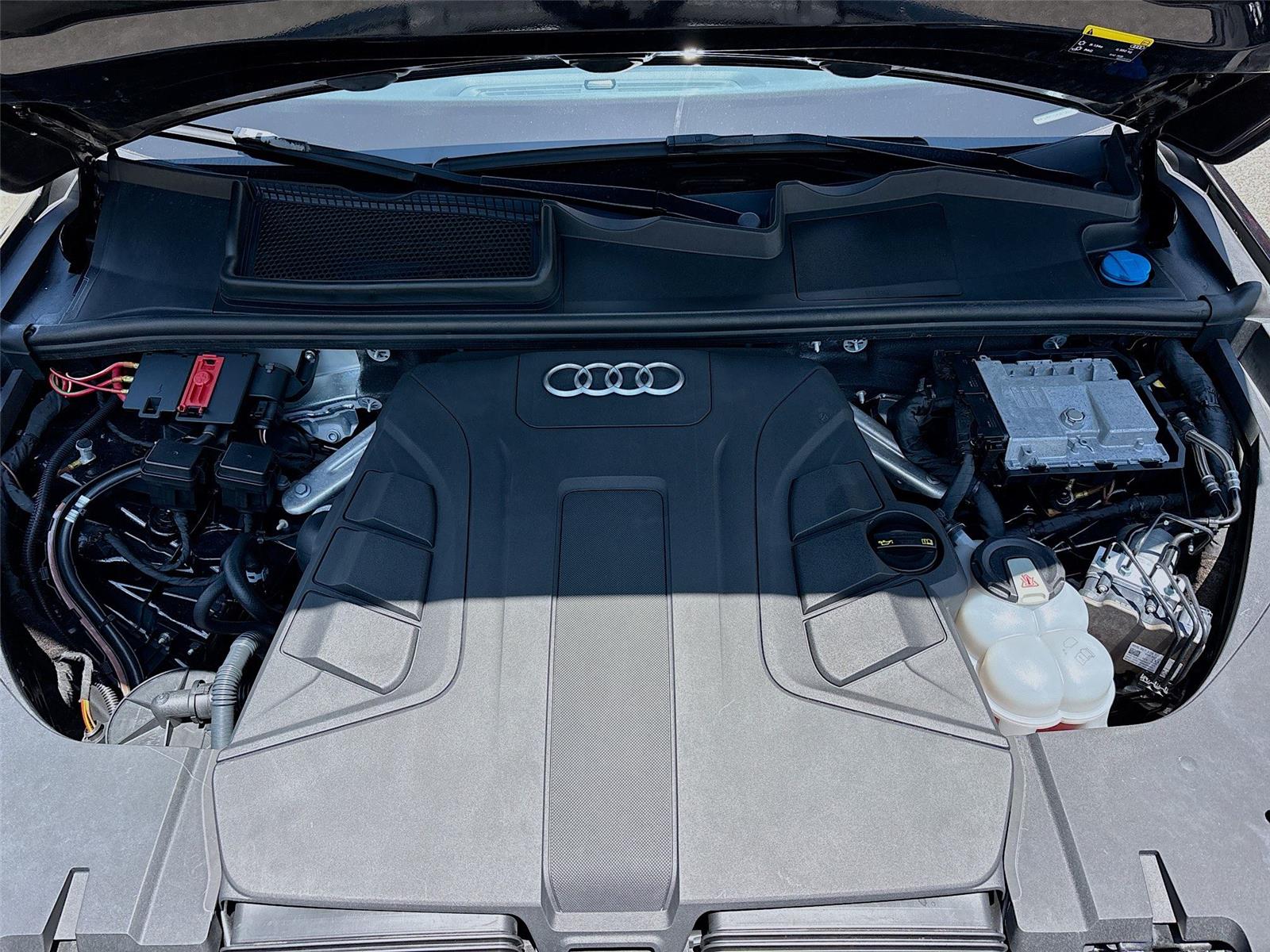 2019 Audi Q7 Premium Plus