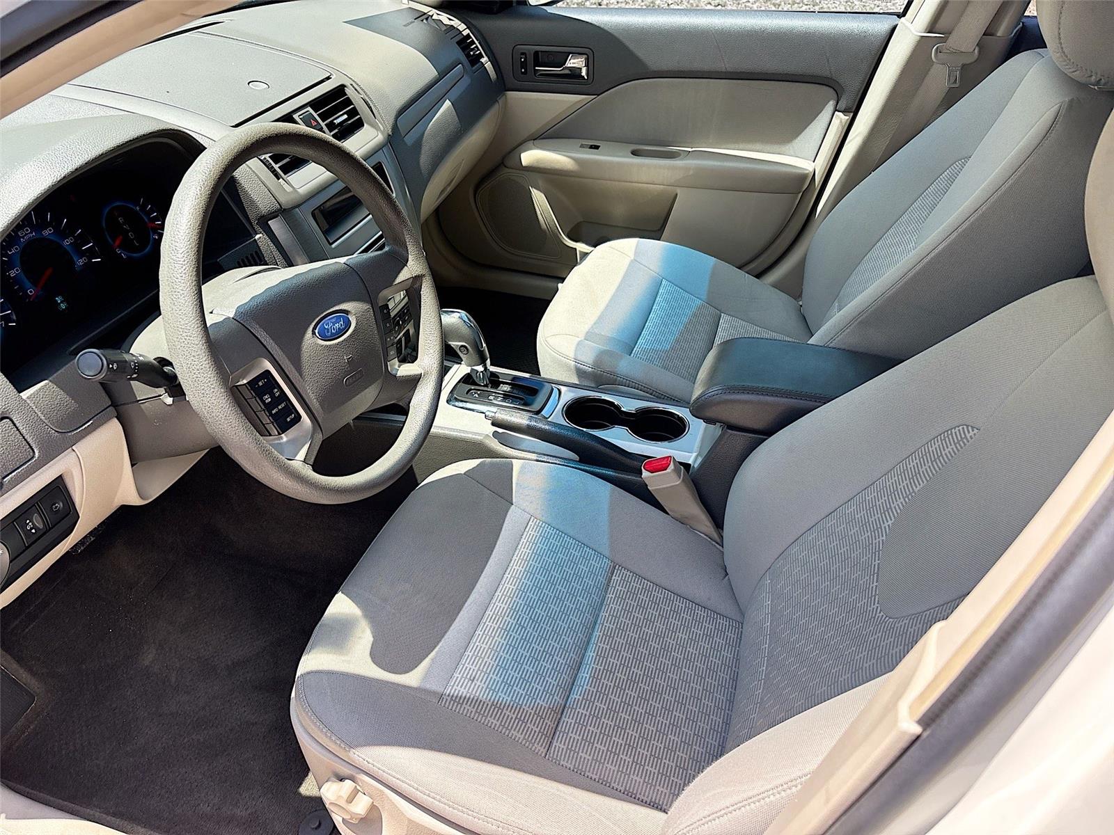 2012 Ford Fusion SE