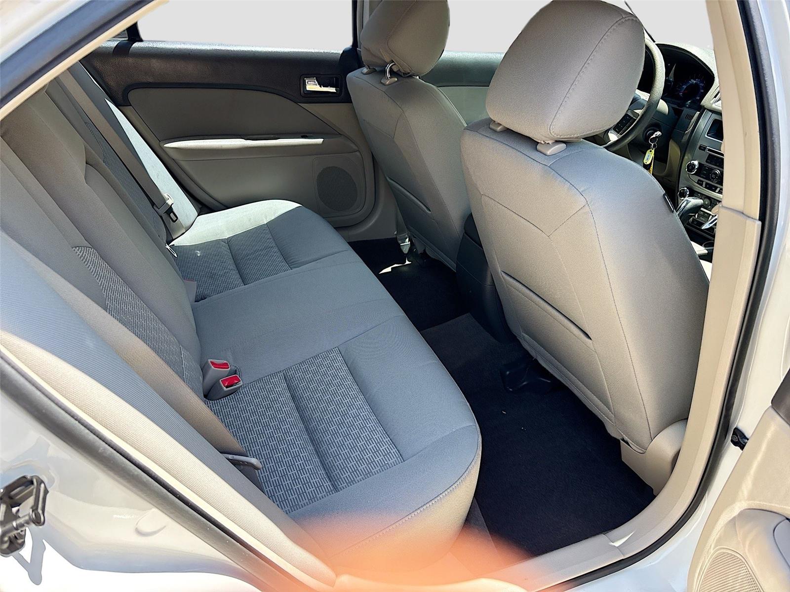 2012 Ford Fusion SE