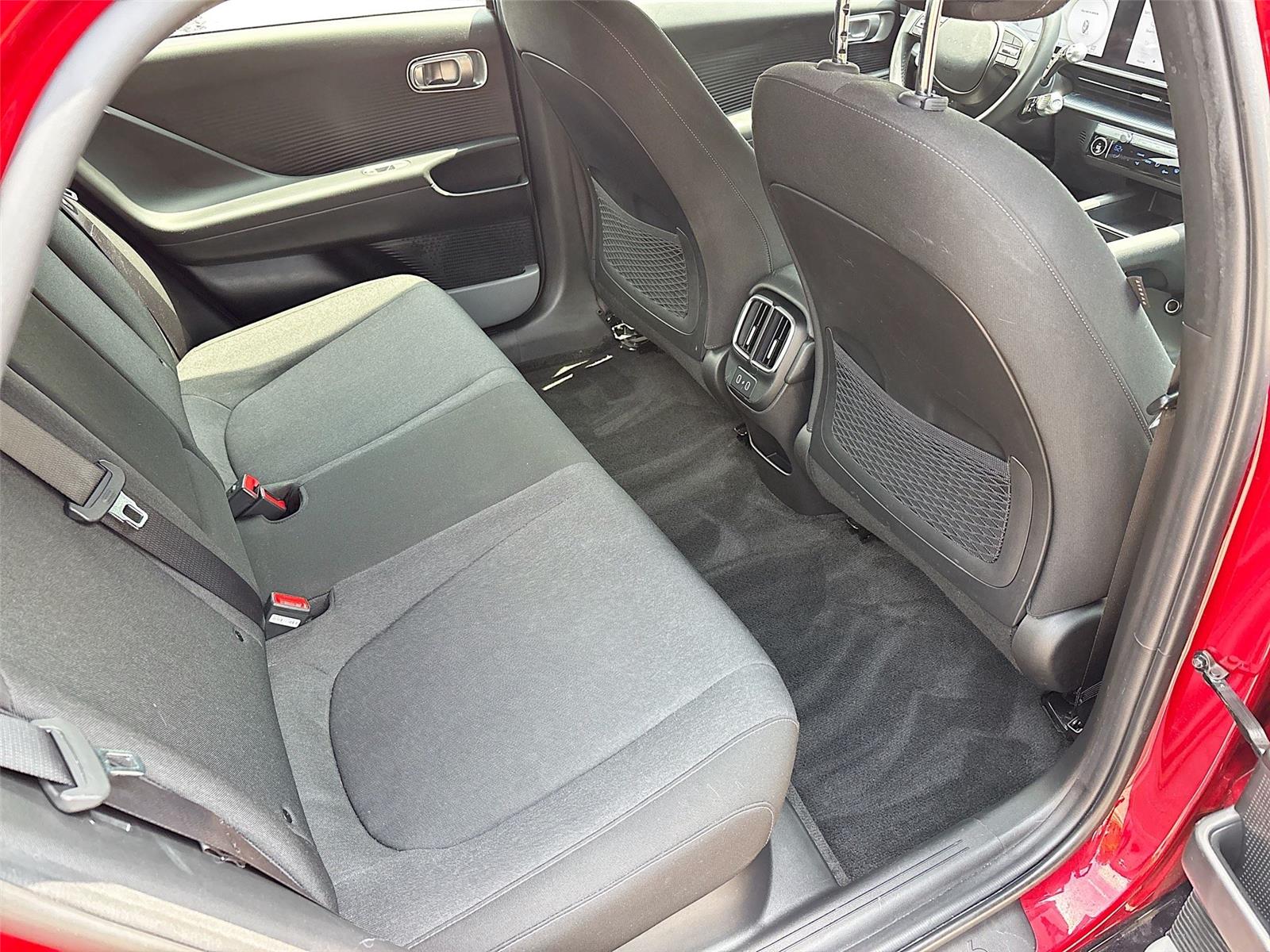 2024 Hyundai IONIQ 6 SE