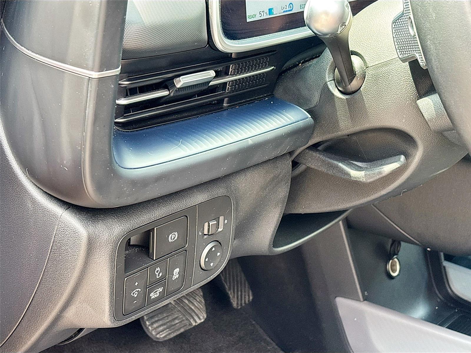 2024 Hyundai IONIQ 6 SE