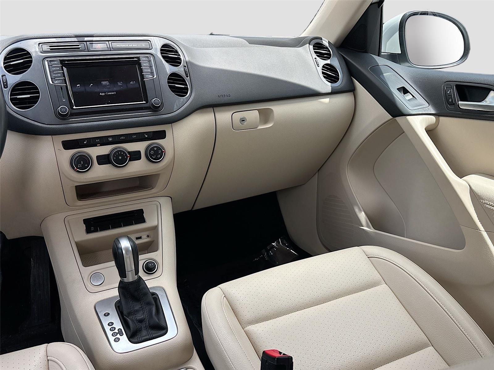 2017 Volkswagen Tiguan S