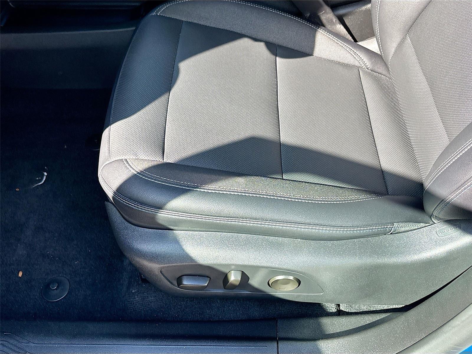 2024 Chevrolet Equinox EV LT
