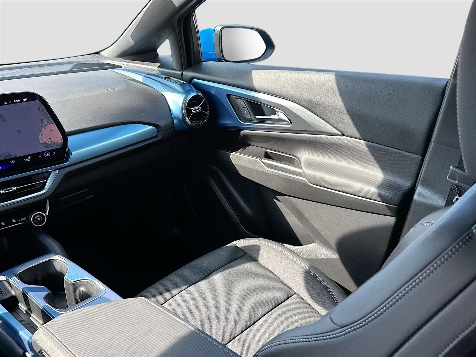 2024 Chevrolet Equinox EV LT
