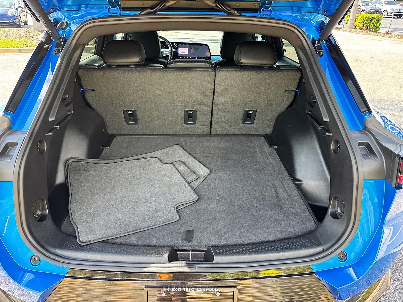 2024 Chevrolet Equinox EV LT