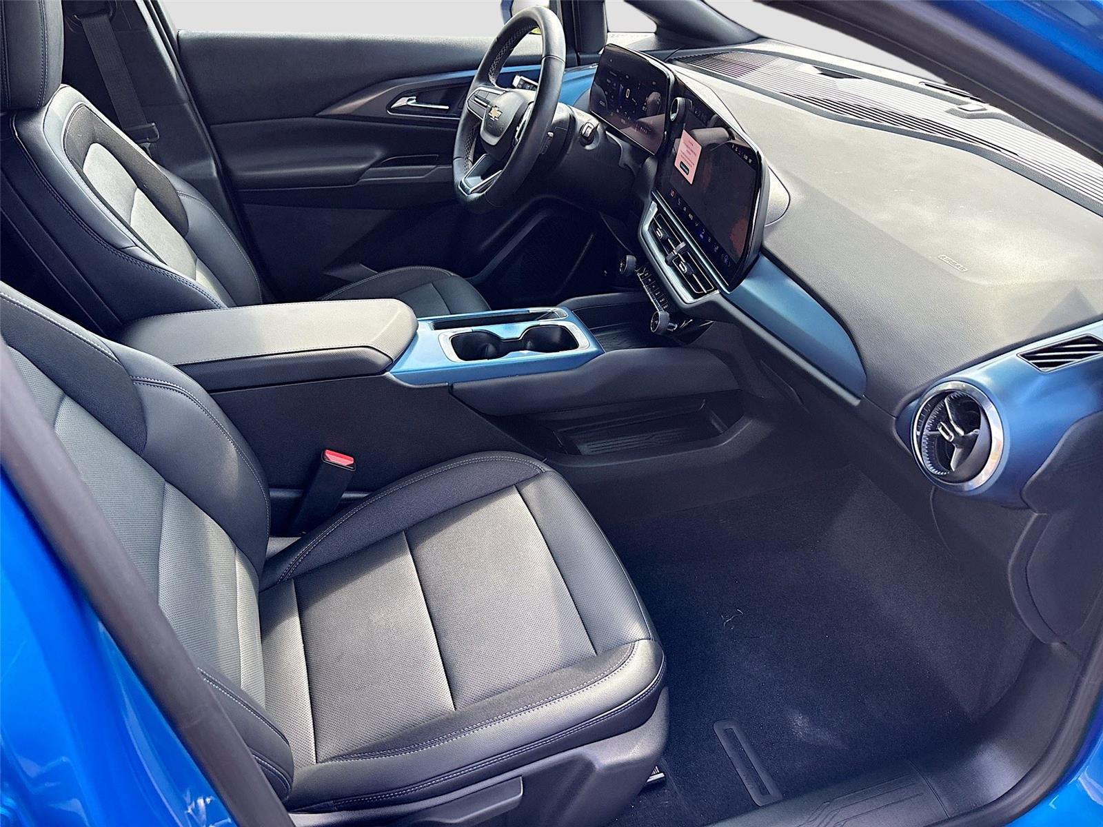 2024 Chevrolet Equinox EV LT