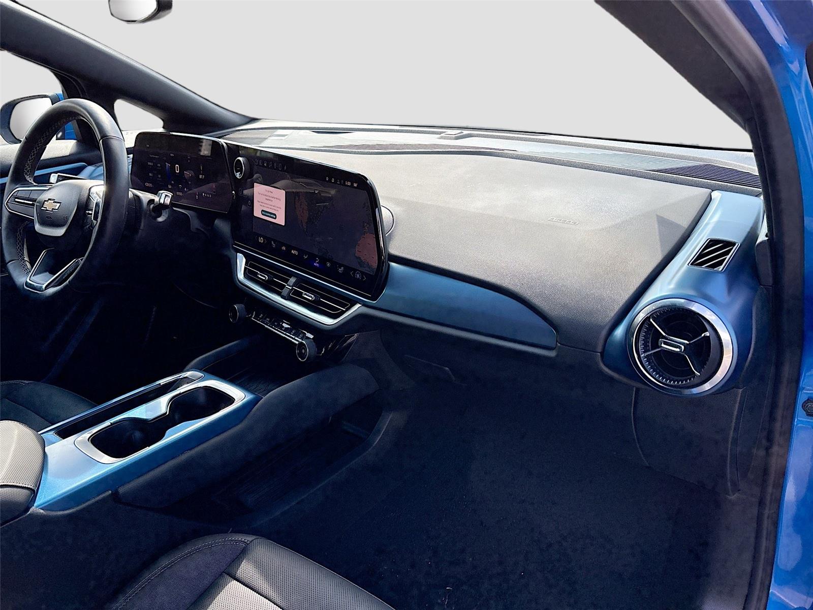 2024 Chevrolet Equinox EV LT