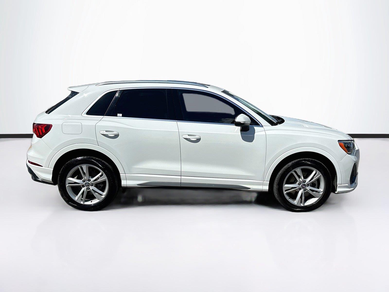 2020 Audi Q3 S line Premium