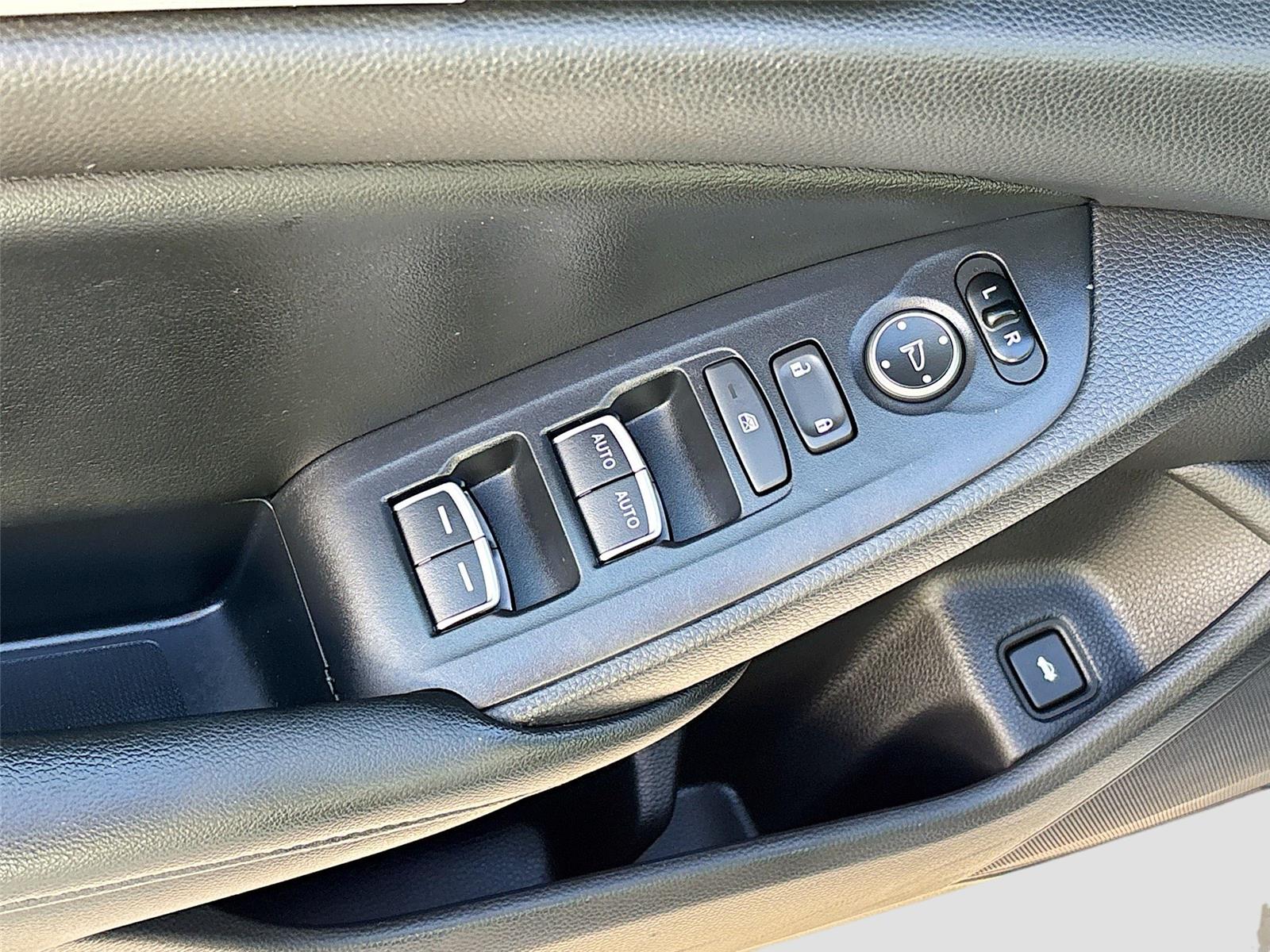 2019 Honda Accord Hybrid EX