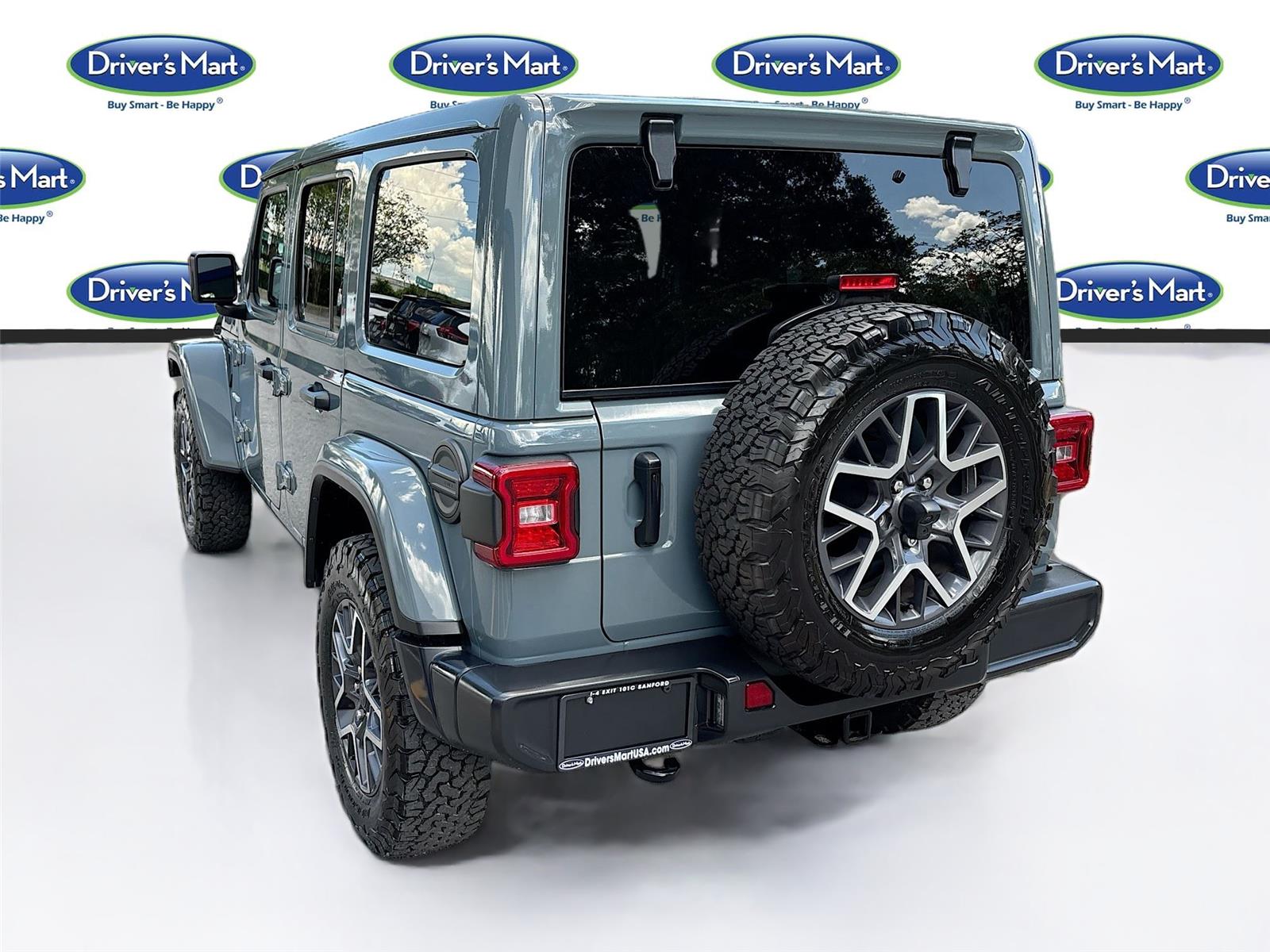 2024 Jeep Wrangler Sahara