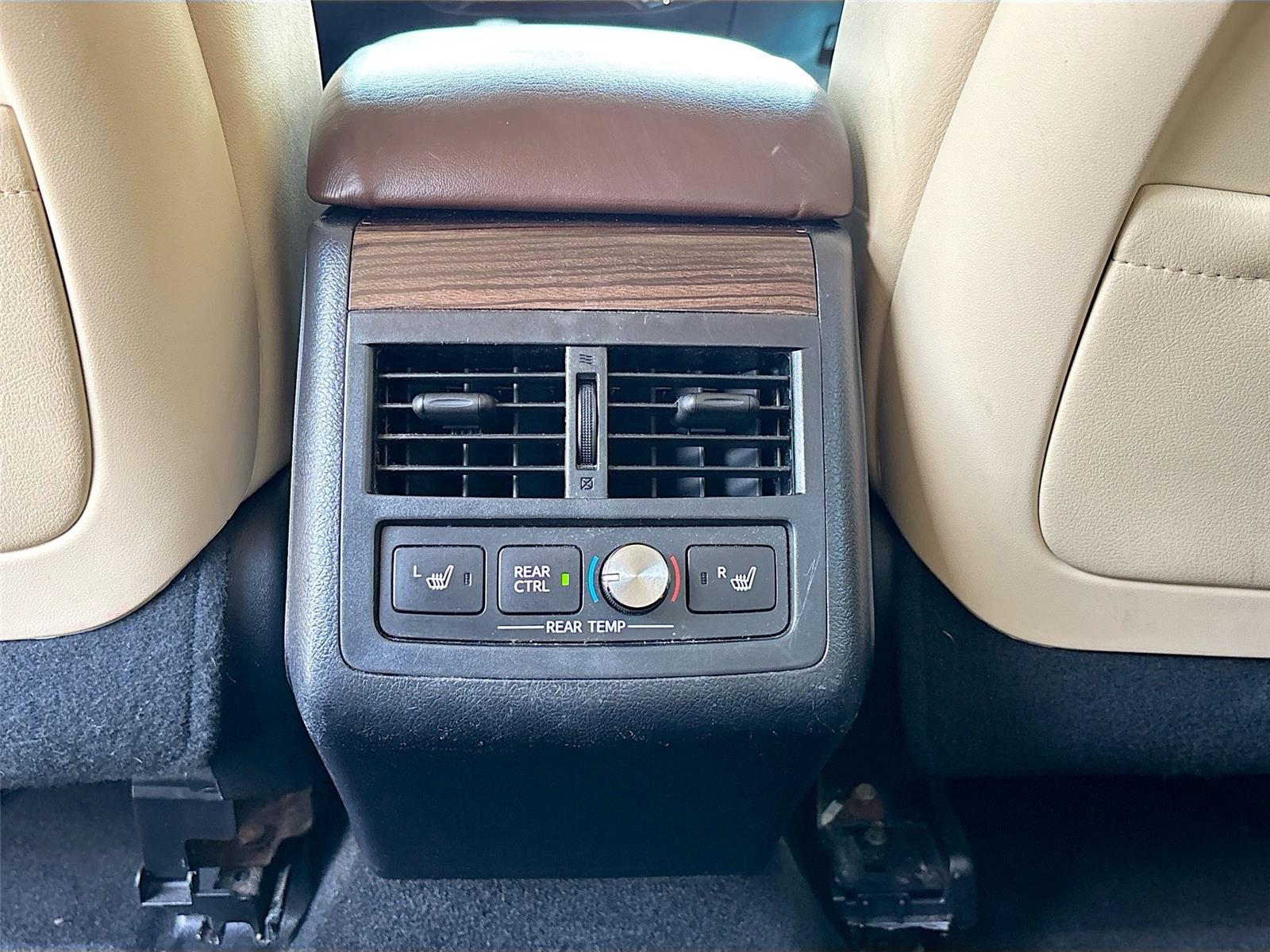 2014 Toyota Avalon Limited