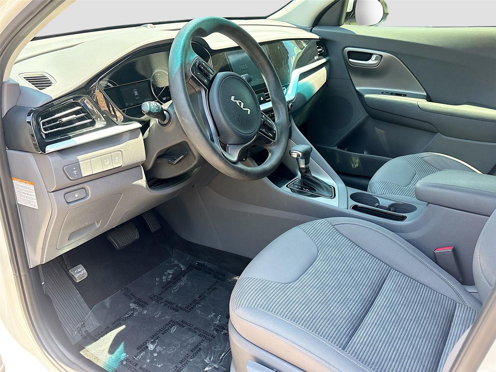 2022 Kia Niro LX