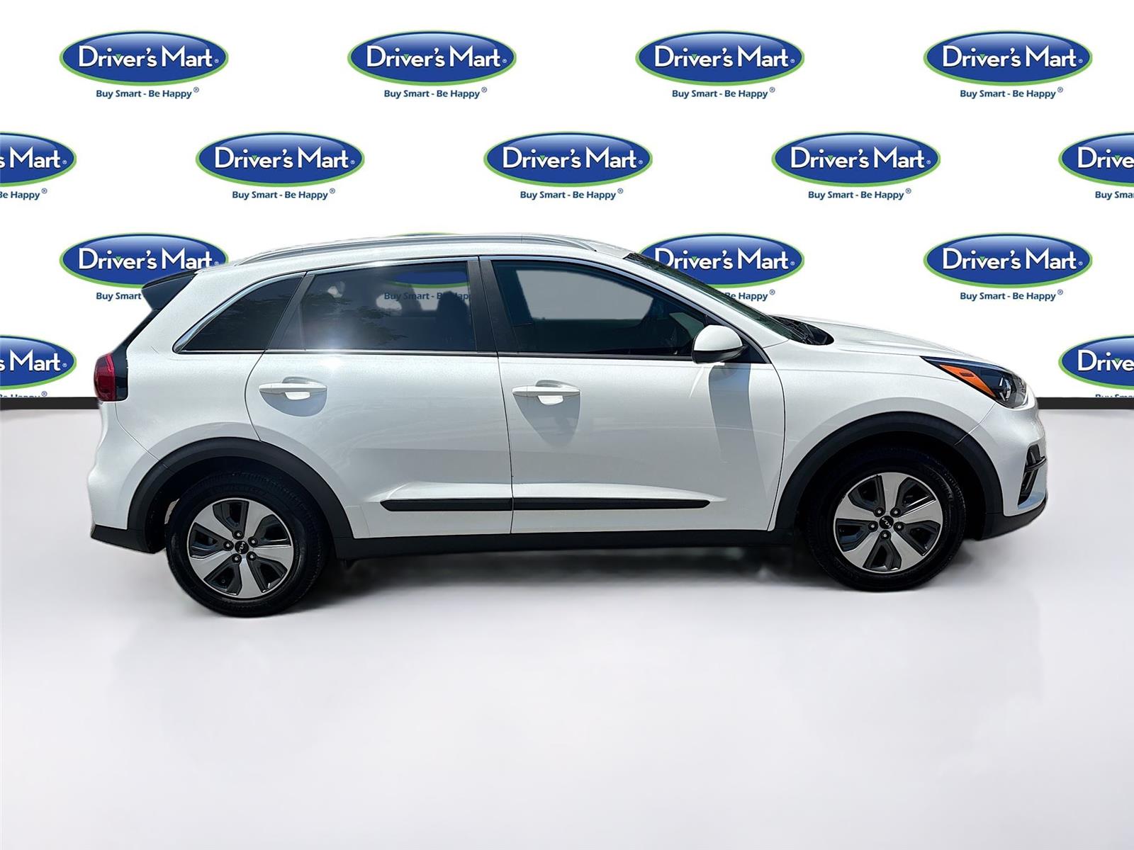 2022 Kia Niro LX