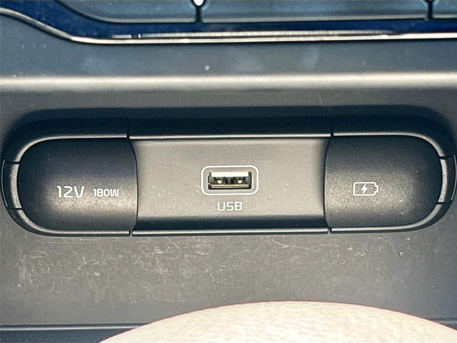 2022 Kia Niro LX