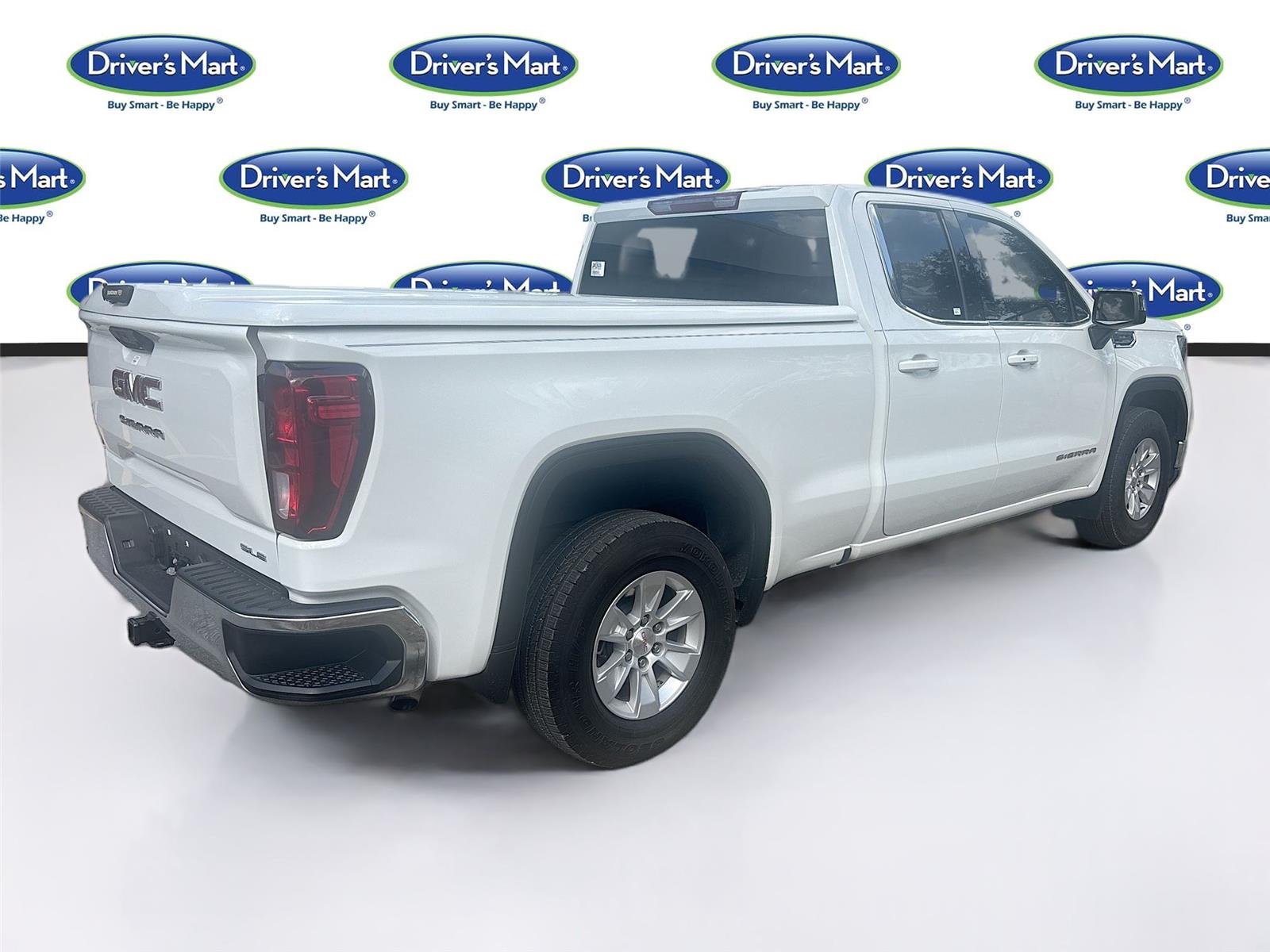2023 GMC Sierra 1500 SLE