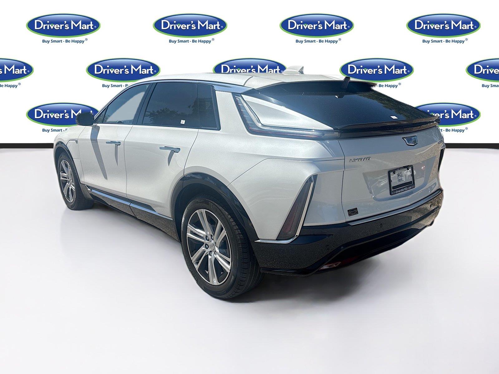 2024 Cadillac LYRIQ Tech