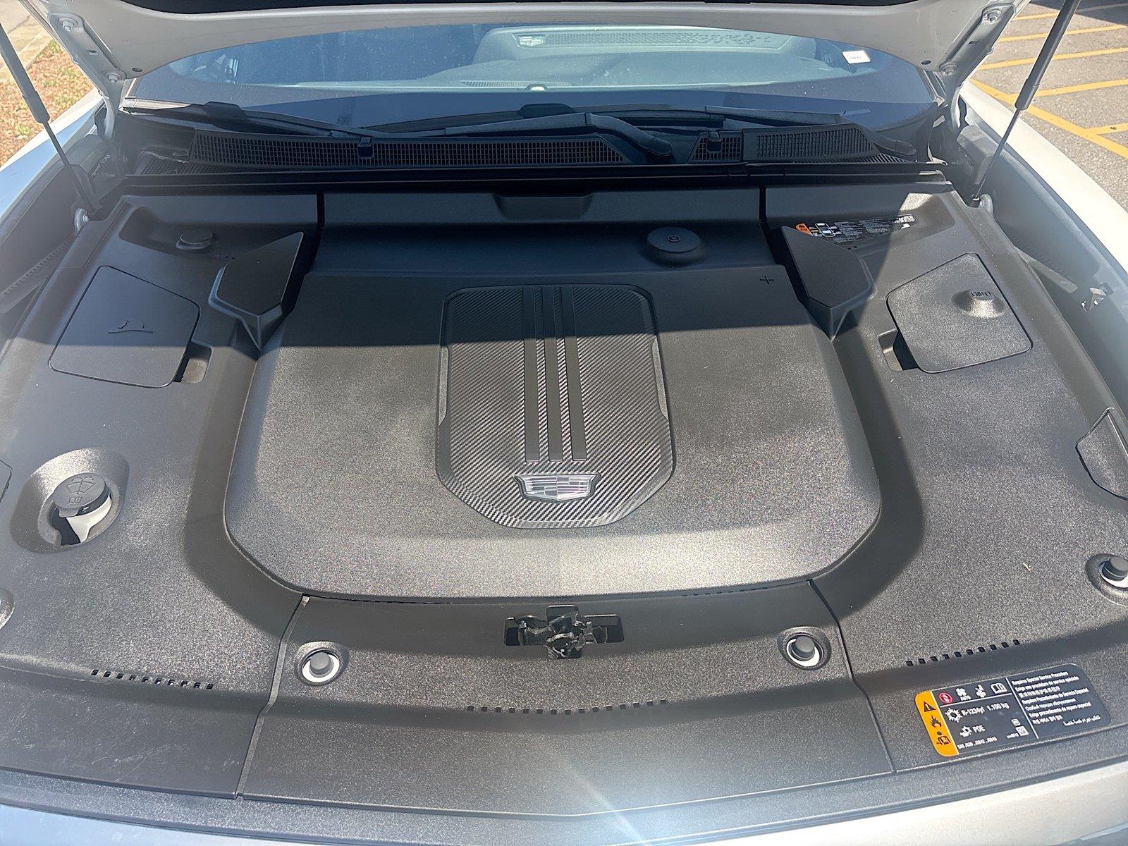 2024 Cadillac LYRIQ Tech