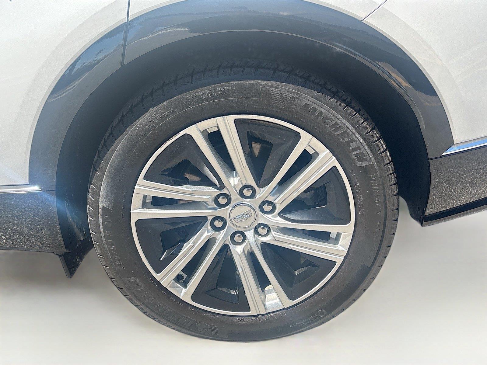 2024 Cadillac LYRIQ Tech