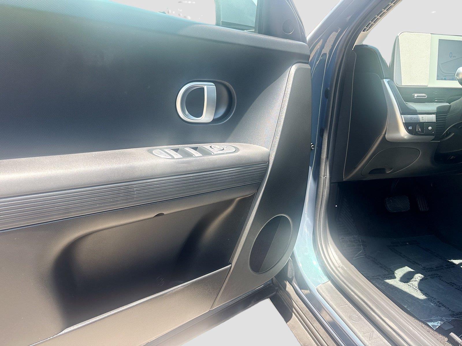 2024 Hyundai IONIQ 5 SE