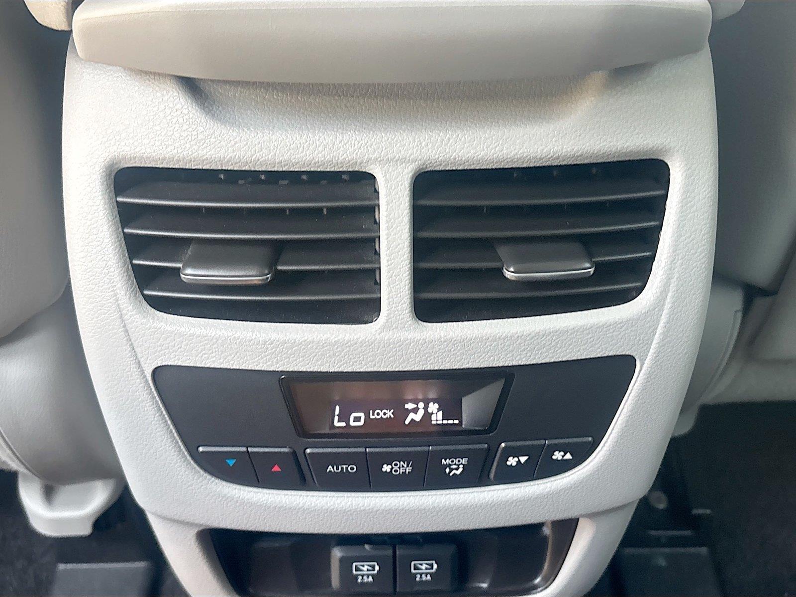 2017 Acura MDX w/Technology Pkg