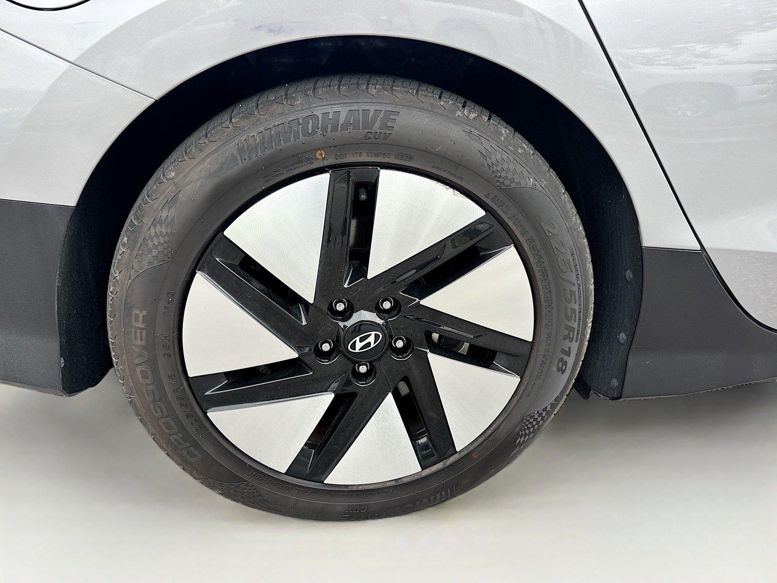 2024 Hyundai IONIQ 6 SE
