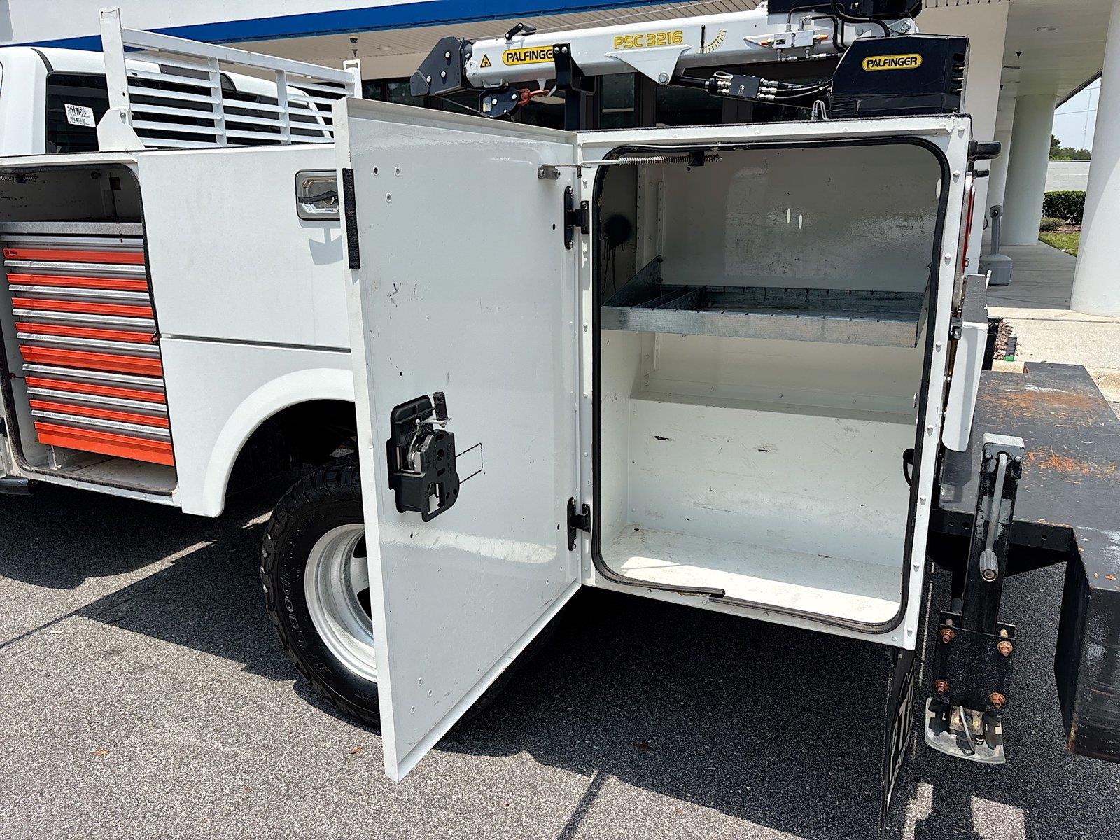 2024 Ram 3500 Chassis Cab Tradesman