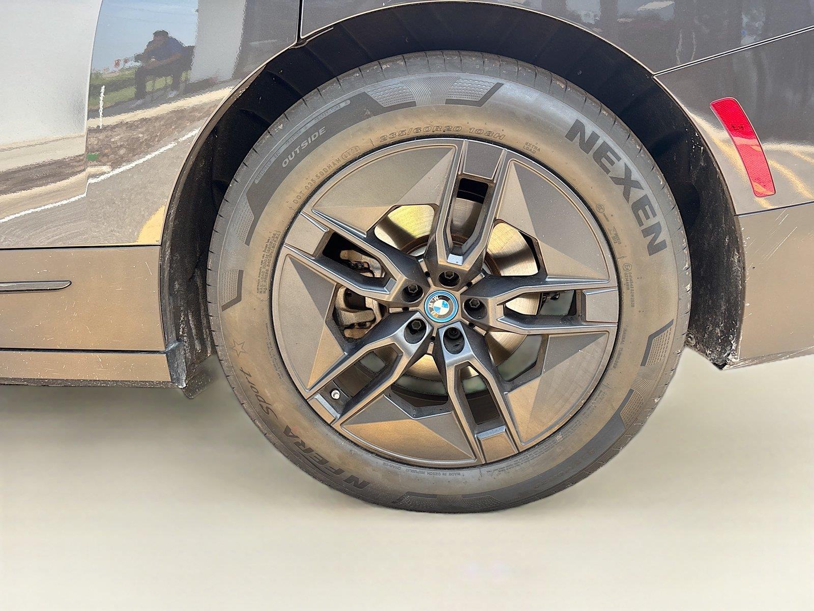 2023 BMW iX xDrive50