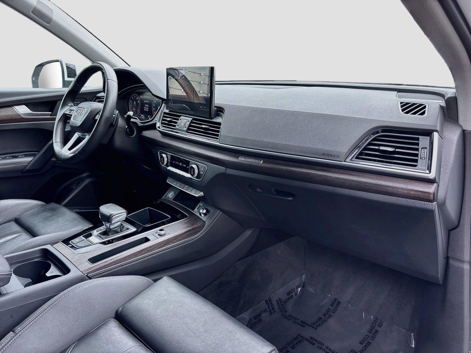 2024 Audi Q5 S line Premium Plus