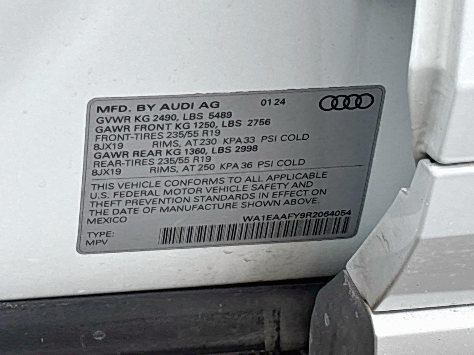 2024 Audi Q5 S line Premium Plus