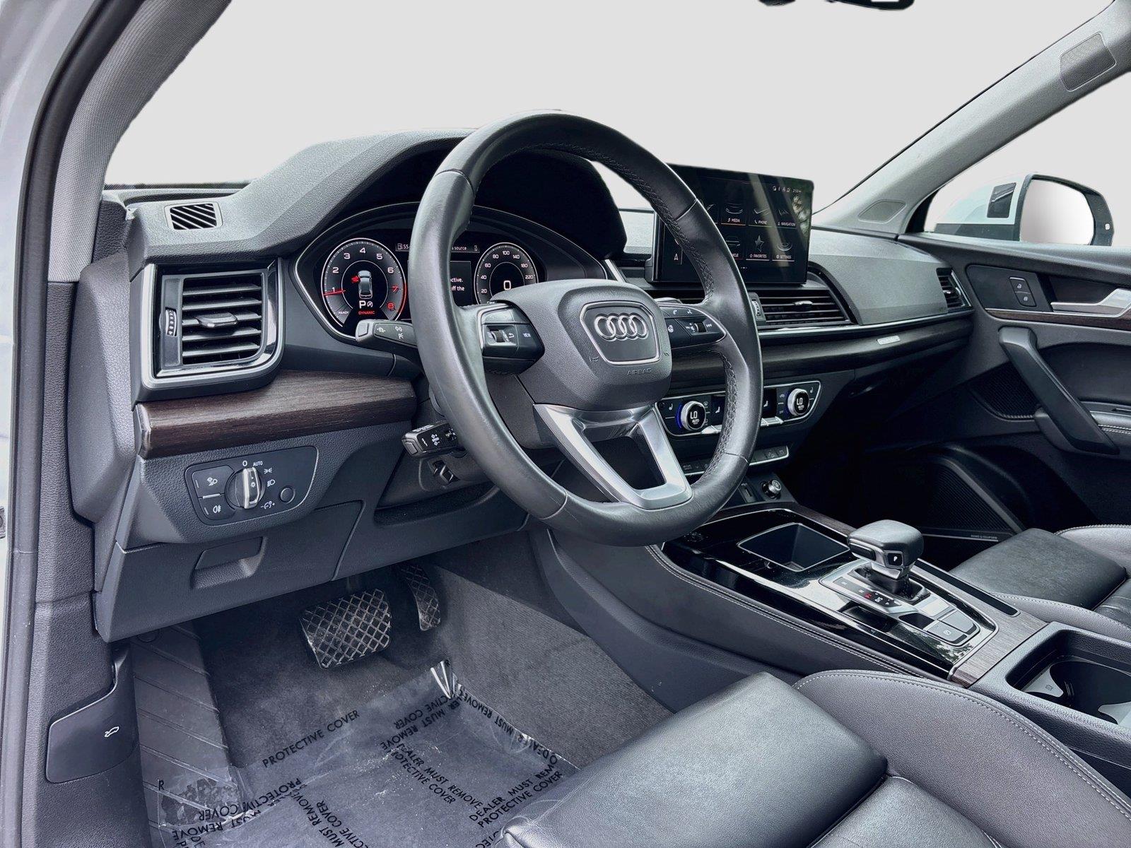 2024 Audi Q5 S line Premium Plus