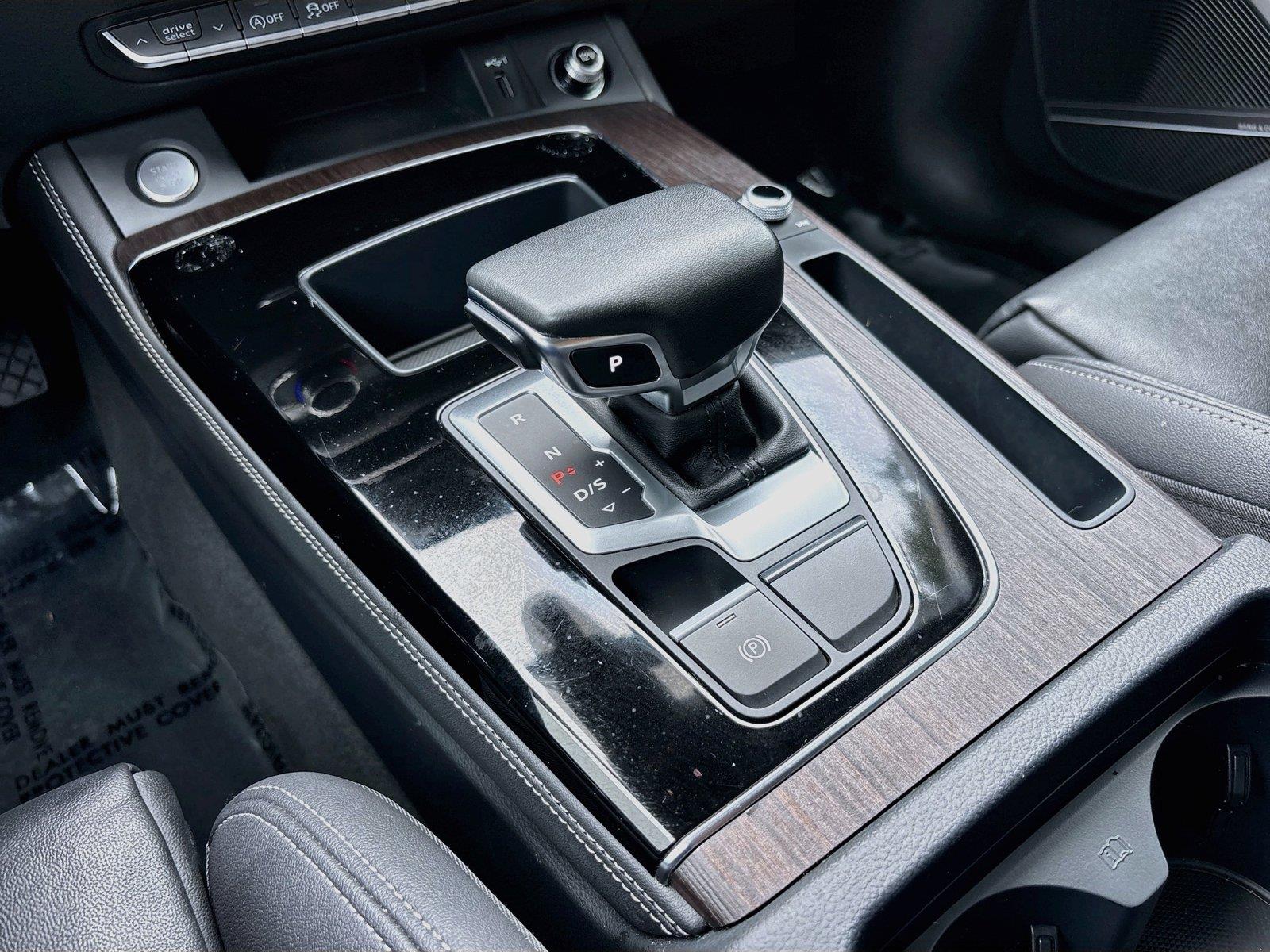 2024 Audi Q5 S line Premium Plus