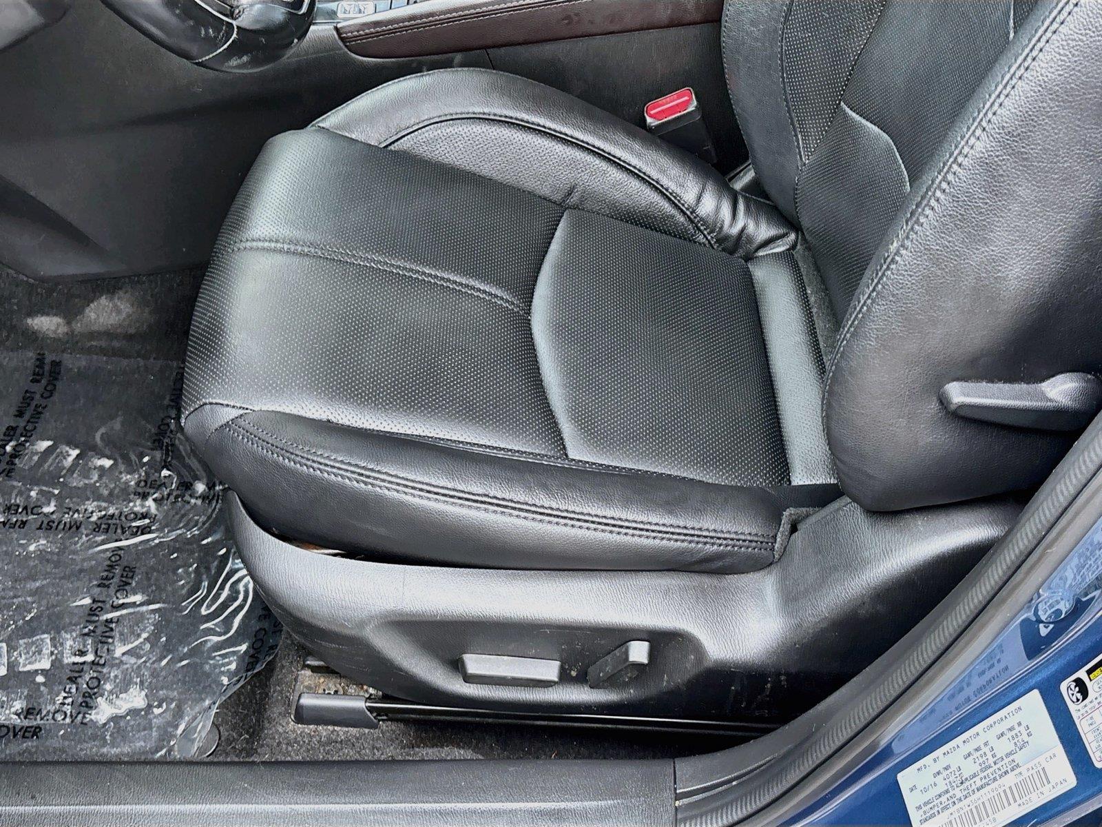 2017 Mazda Mazda3 4-Door Grand Touring