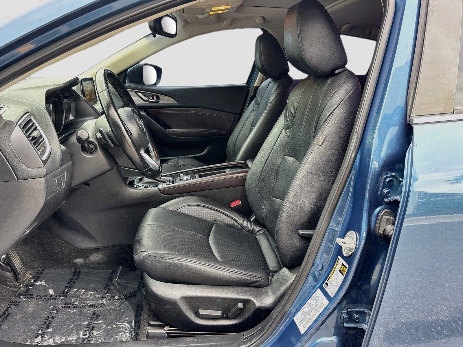 2017 Mazda Mazda3 4-Door Grand Touring