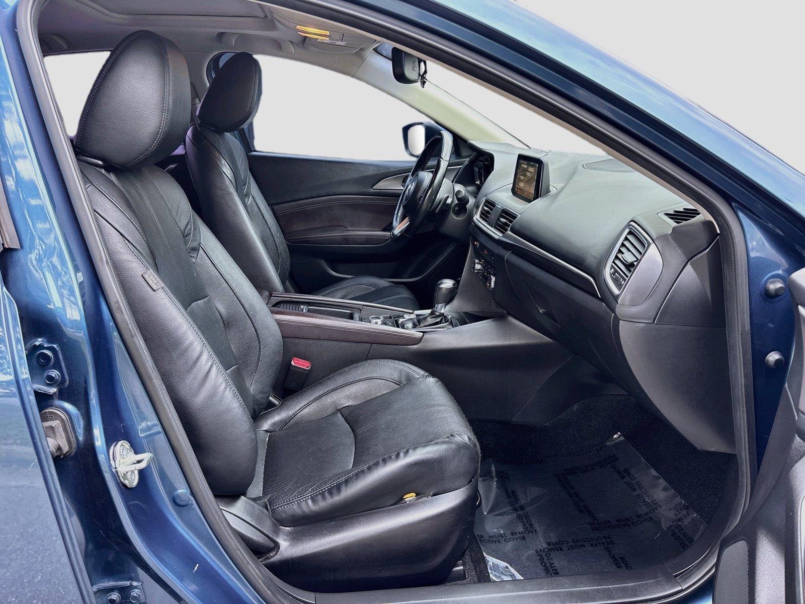 2017 Mazda Mazda3 4-Door Grand Touring